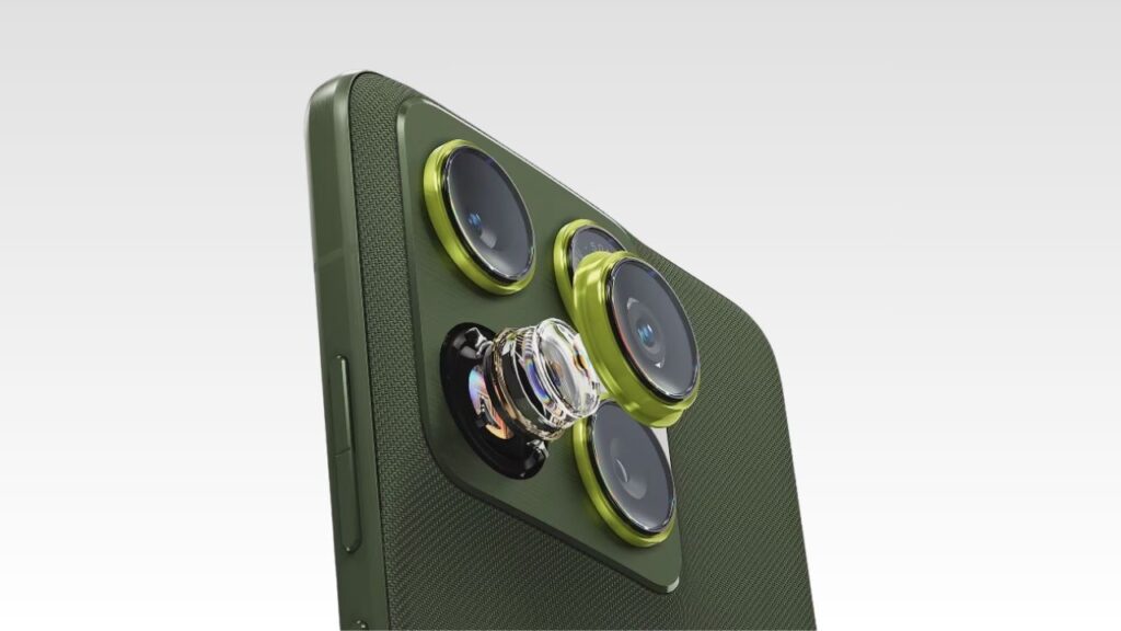 Motorola Edge 70 50MP Triple Camera Setup